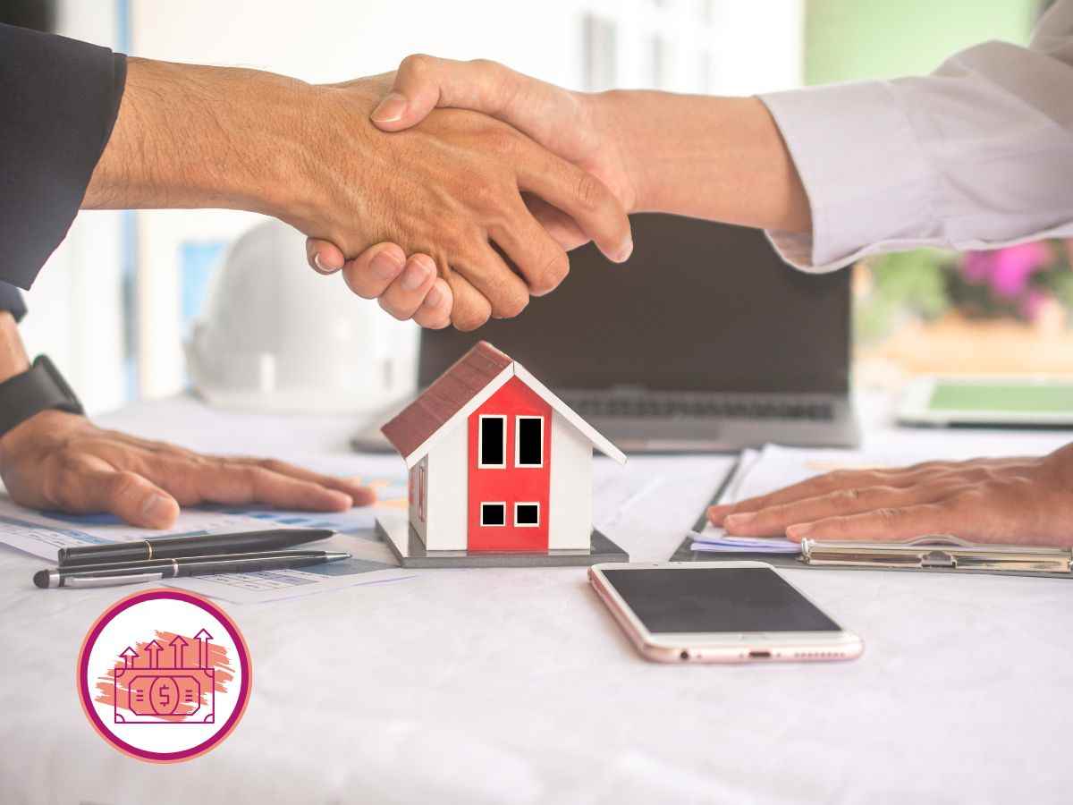 persone che si stringono la mano dopo la compravendita di una casa