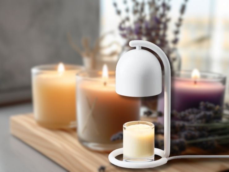 scalda candele smart , sfondo candele profumate tradizionali accese