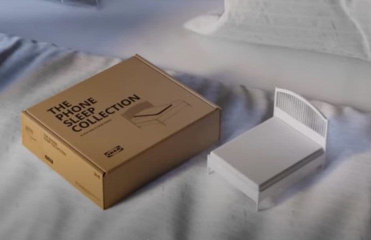 Montaggio del mini letto per smartphone con scatola