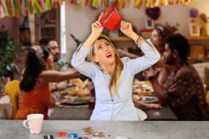 donna senza soldi dopo cena con amici per multa disturbo quiete